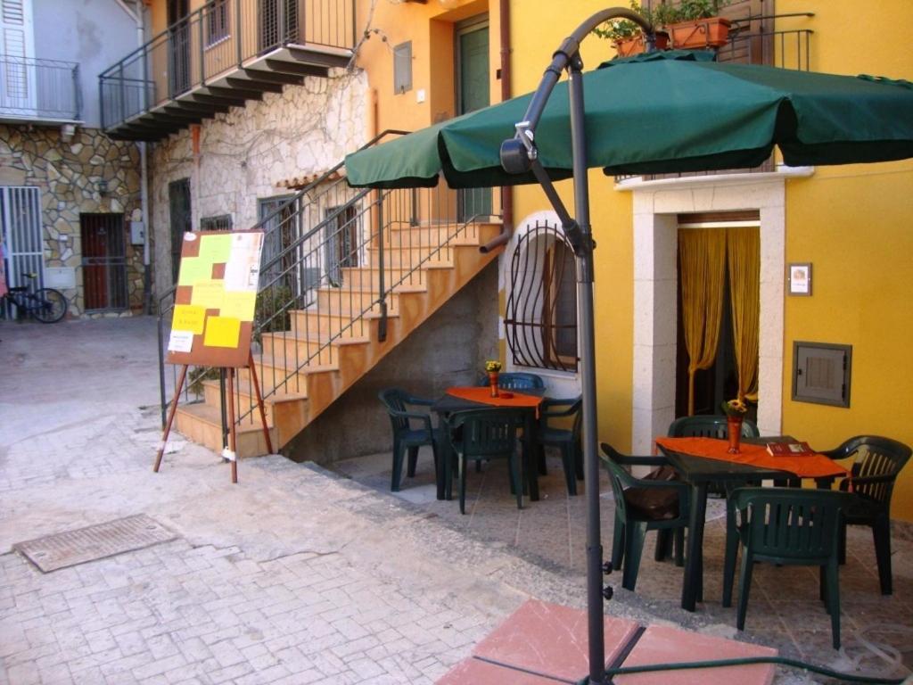 Case Albergo Al Cortiletto Licata Buitenkant foto