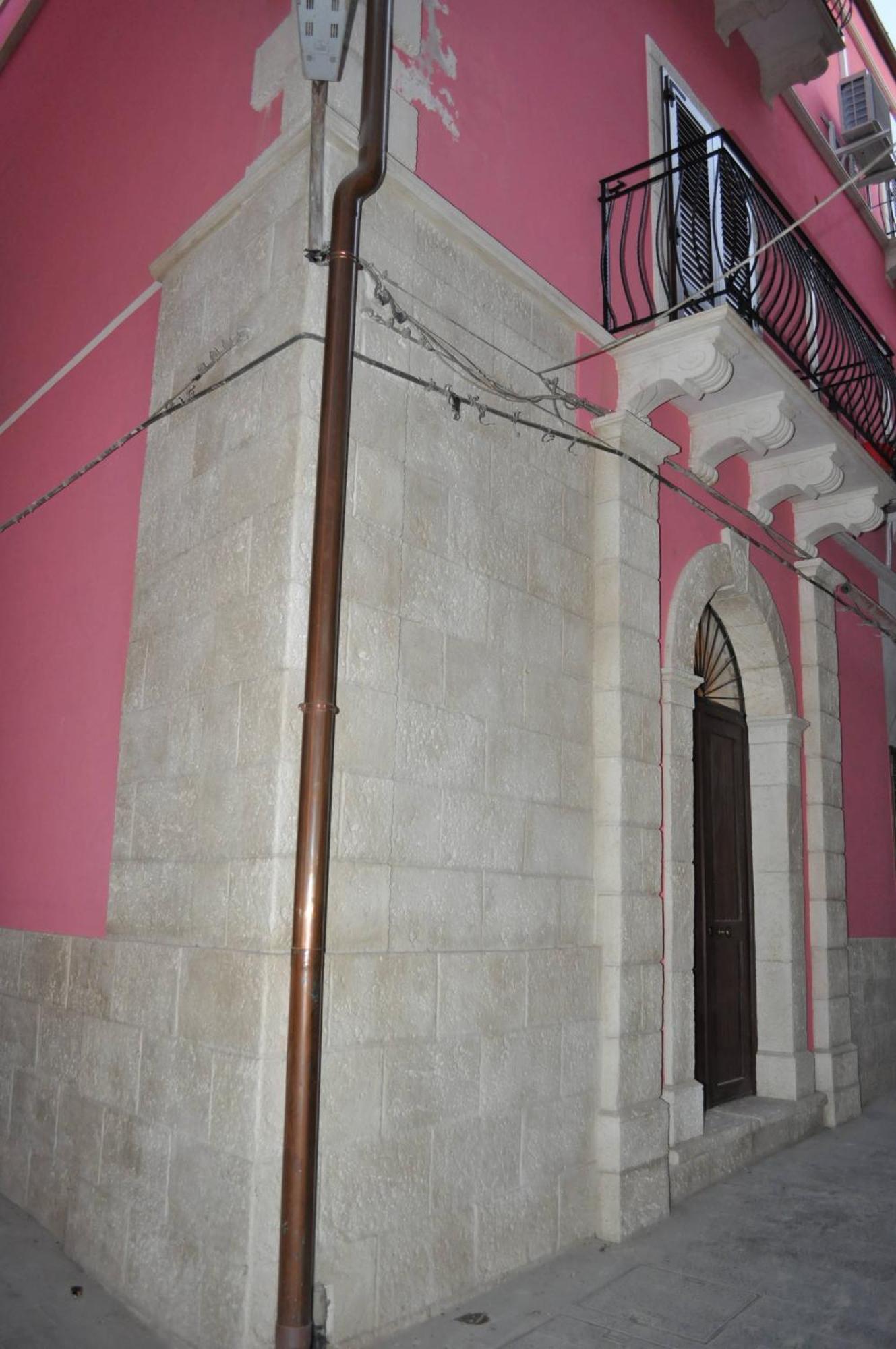 Case Albergo Al Cortiletto Licata Buitenkant foto