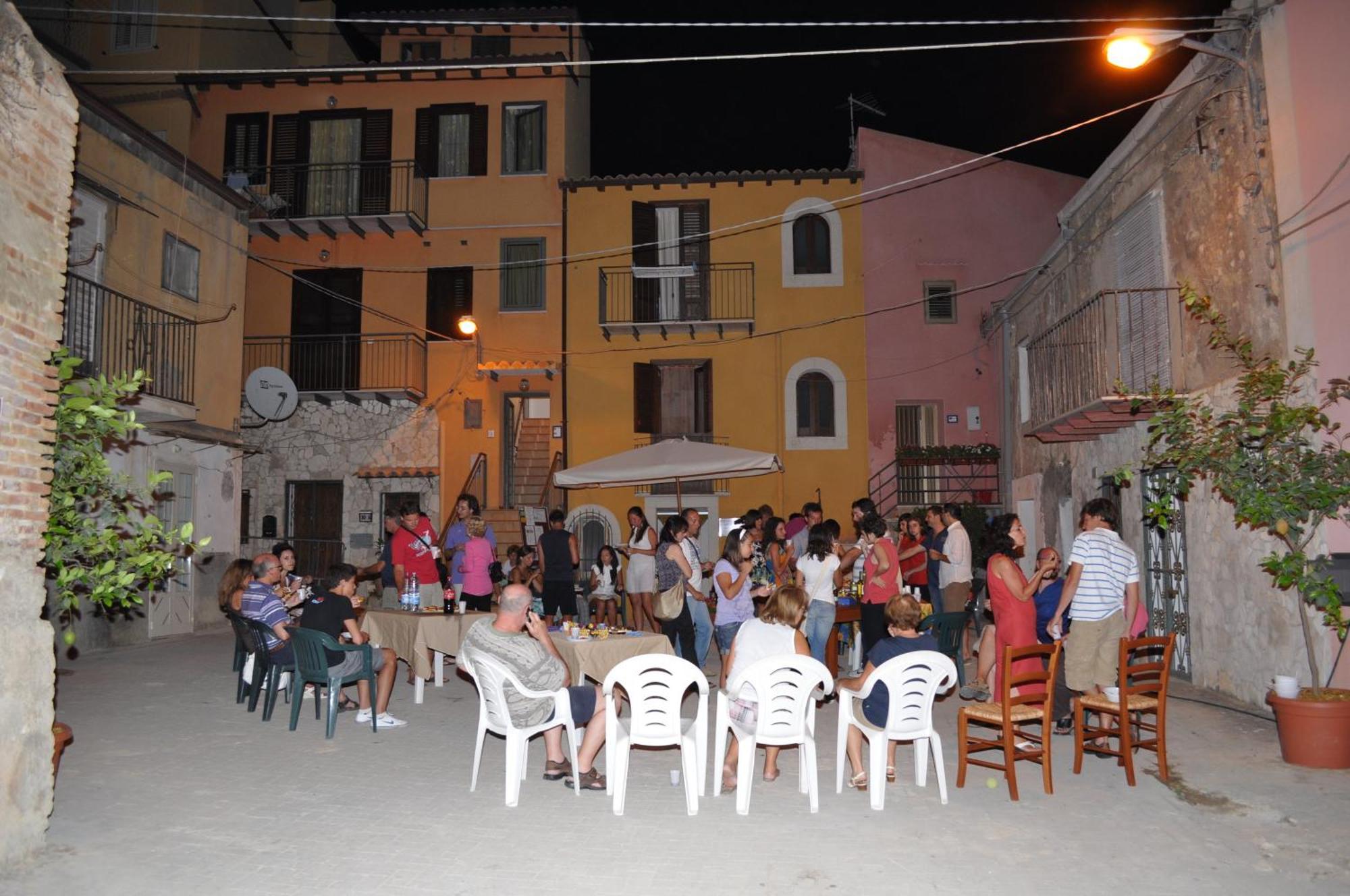 Case Albergo Al Cortiletto Licata Buitenkant foto