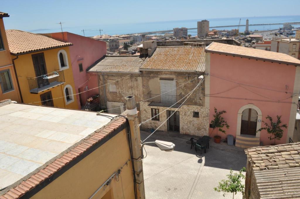 Case Albergo Al Cortiletto Licata Buitenkant foto