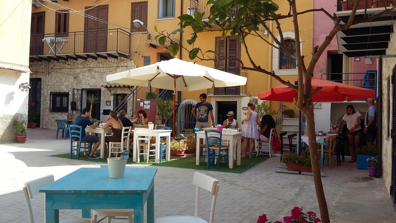 Case Albergo Al Cortiletto Licata Buitenkant foto