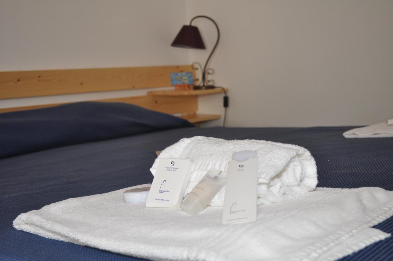 Case Albergo Al Cortiletto Licata Kamer foto